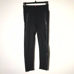 EUC Spanx Snake Line Embossed High Rise Black Leggings Size Medium